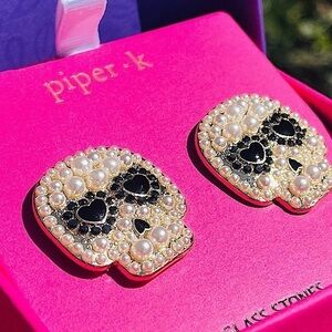 Piper K Pearl Skull Earrings NWT – Black Heart Eyes Statement Studs